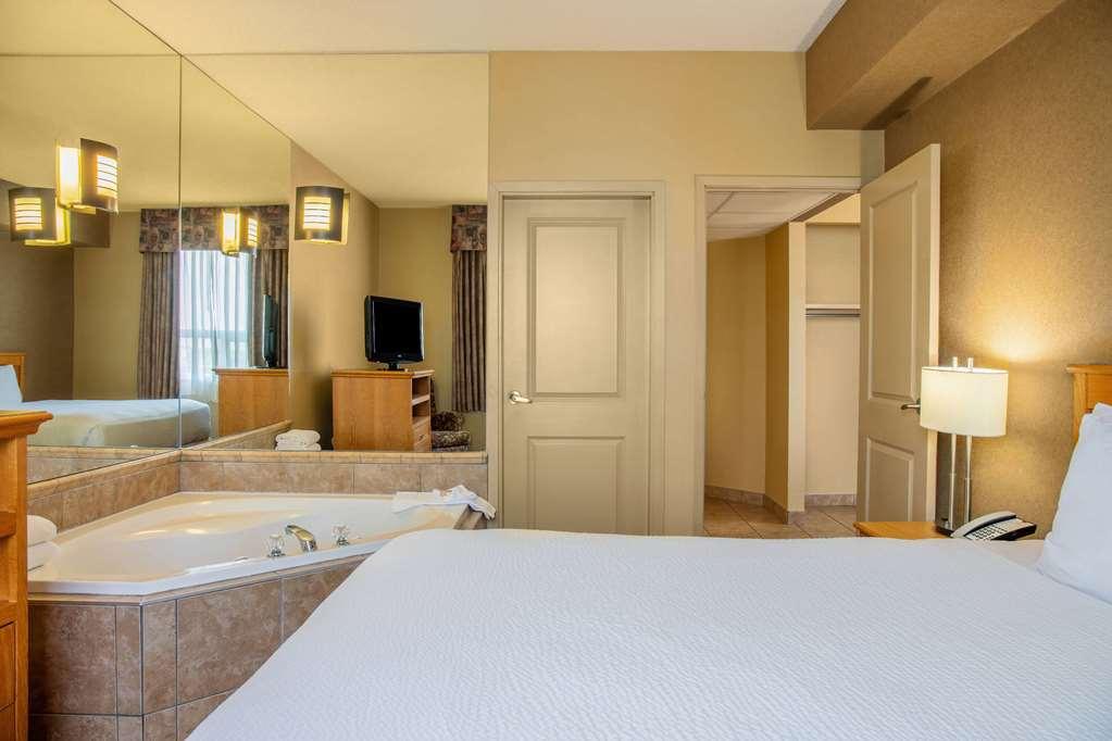 Hotel Days & By Wyndham West Edmonton